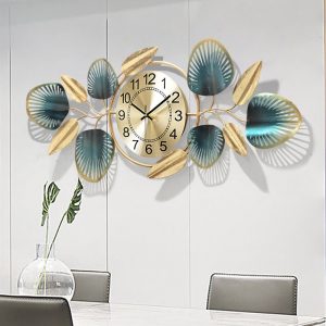 Đồng hồ treo tường kết hợp phù điêu CD311