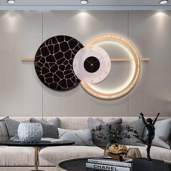 Đồng hồ treo tường thiết kế bắt mắt CD597
