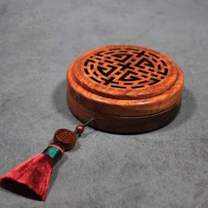 Hộp nước hoa oto phong cách vintage
