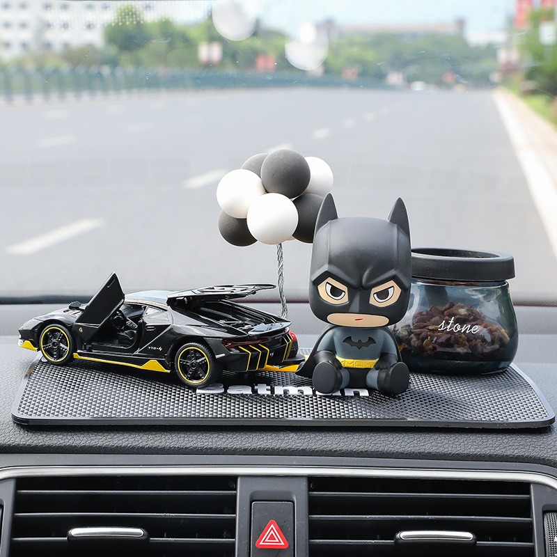 Mô hình Batman và xe hơi trang trí taplo CD696 Đồ decor giá rẻ Hà Nội