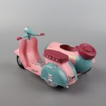 Đồ decor vintage vespa ba bánh