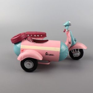 Đồ decor vintage vespa ba bánh
