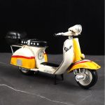 Mô hình vespa hoài cổ trang trí để bàn CD217