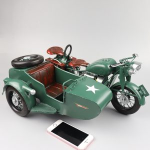 Mô hình xe 3 bánh chữ Thập