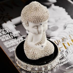 Tượng Như Lai bình an kết hợp nước hoa