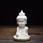 Tượng Quan Âm Bồ Tát gốm sứ CD488