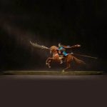 Tượng quan công cưỡi ngựa cầm uyển nguyệt đao