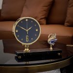 Đồng hồ để bàn làm việc