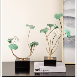 Hoa sen bằng gốm trang trí
