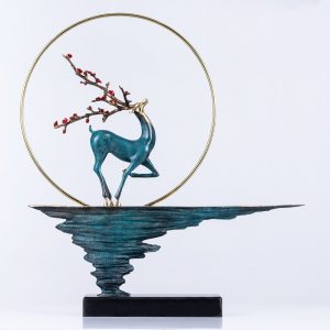 Hươu trên núi chất liệu đồng CD396