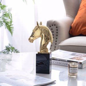 Decor phòng khách mô hình đầu ngựa CD441