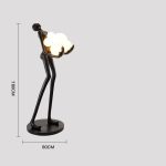 Tượng decor mua tượng nghệ thuật kết hợp đèn sàn trang trí sang trọng