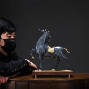 Tượng ngựa hoàng gia