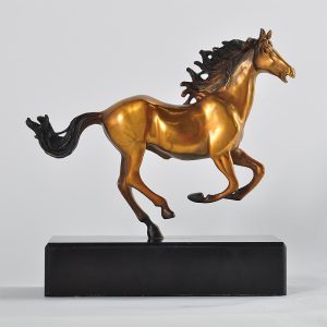 Tượng ngựa phong thủy đế đá