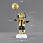 Tượng decor mẫu Tượng phi hành gia nhí bồi bàn