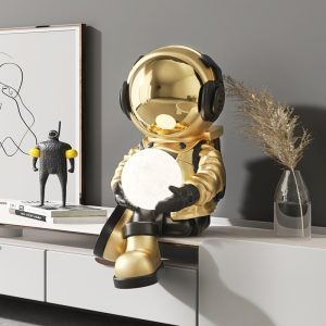 Tượng decor phi hành gia trang trí kệ tivi phòng khách