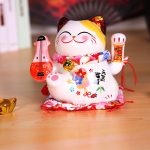 Mèo thần tài đặt tại cửa hàng