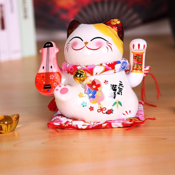 Mèo thần tài đặt tại cửa hàng
