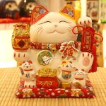 Mèo thần tài vẫy tay