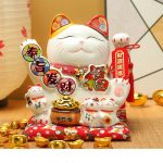 Mèo thần tài vẫy tay