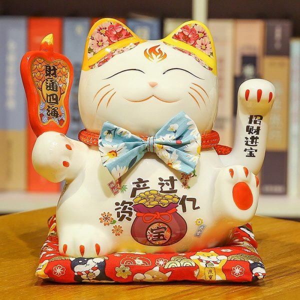 Mua mèo may mắn