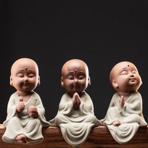Thác khói trầm hương chú tiểu
