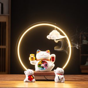 Thác khói trầm hương mèo thần tài