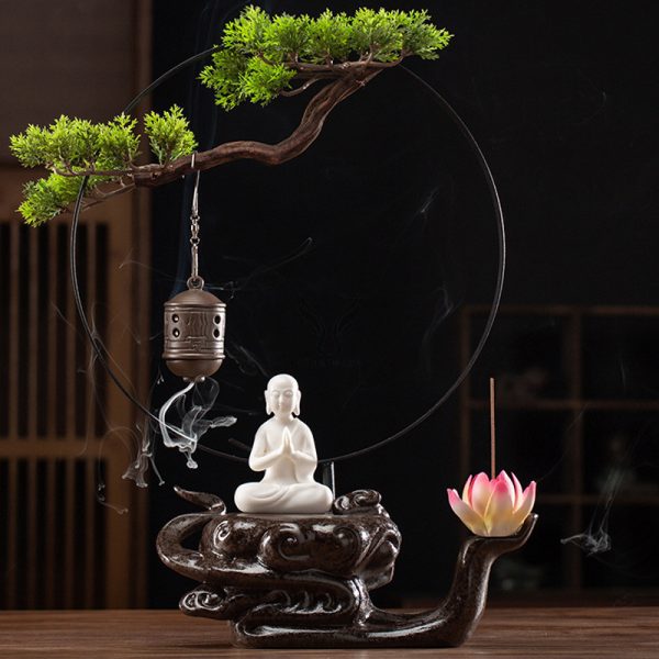Thác khói trầm hương phong thủy