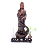 Thác khói trầm hương tượng Quan Âm