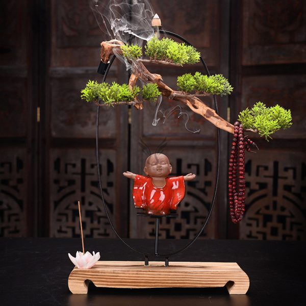 Thác khói trầm hương mẫu chú tiểu