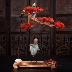 Thác khói trầm hương mẫu chú tiểu