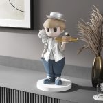 Tượng cậu bé đáng yêu cầm khay CD1420