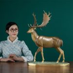 Tượng nai sừng tấm Á Âu