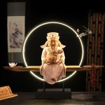 Tượng Thần Tài kết hợp trầm hương