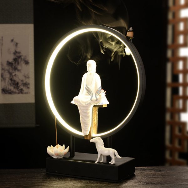 Trầm hương thác khói