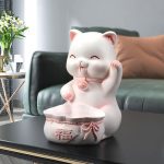 Mèo may mắn trang trí mẫu mới 2023