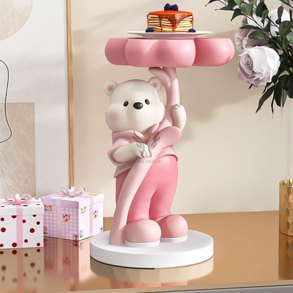 Mô hình gấu ôm cỏ 4 lá trang trí