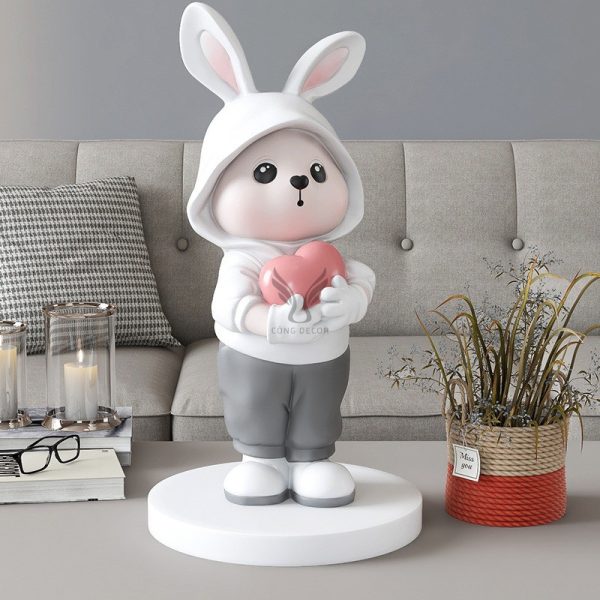 Tượng thỏ ôm trái tim hồng