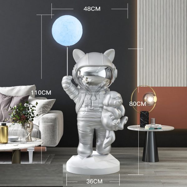 Tượng cậu bé phi hành gia ôm gấu CD1446