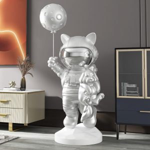 Tượng cậu bé phi hành gia ôm gấu CD1446