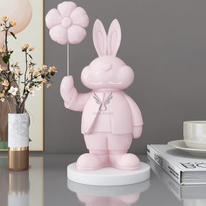 Tượng chú thỏ cầm hoa trang trí CD1477
