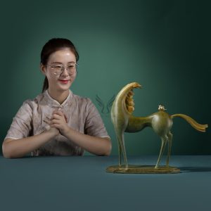 Tượng ngựa độc đáo tặng sếp CD2011
