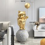 Tượng phi hành gia trên hành tinh mới nhất CD1513