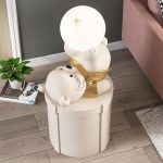 Tượng gấu xinh xắn tặng tân gia