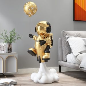 Tượng phi hành gia cưỡi tên lửa