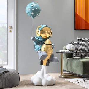 Tượng phi hành gia cưỡi tên lửa
