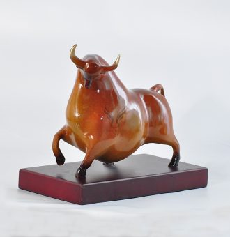 Tượng bò bằng đồng