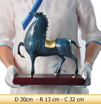 Cửa hàng bán quà tặng khách hàng tượng ngựa đẹp