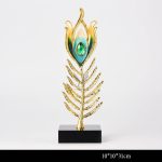 Đồ trang trí để bàn lông chim công sang trọng hiện đại CD31443