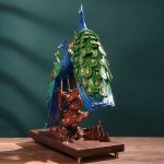Cặp vợ chồng chim công bằng đồng